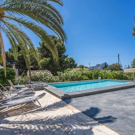 Luxe Villa
